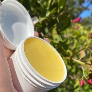 homemade lip scrubs to sell (natural ingredients)